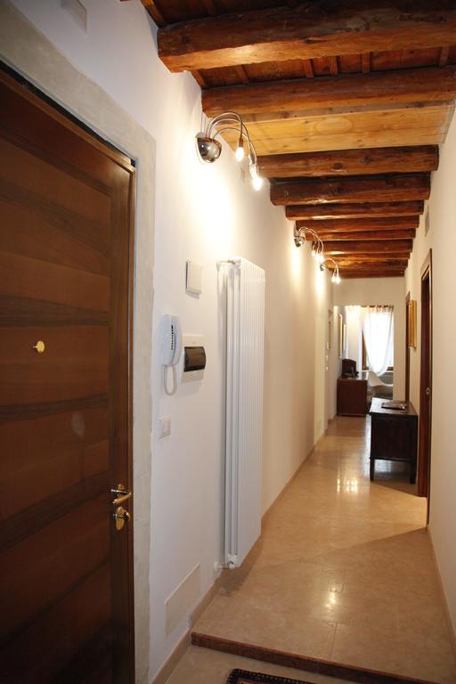 Centre 2 Bedroom Flat 베로나 외부 사진